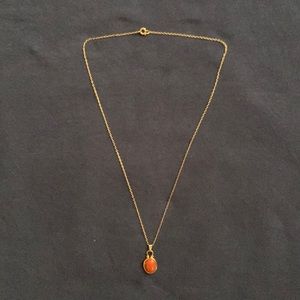 Gold necklace with pendant